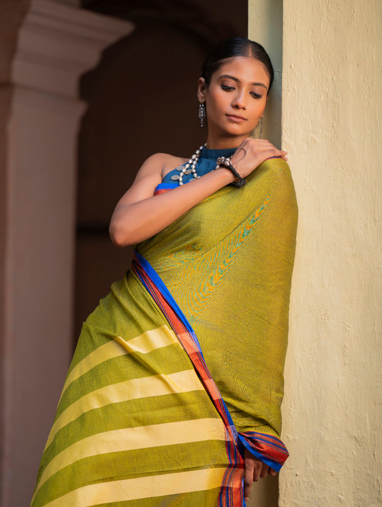 Deccan Elegance. Maharashtrian Ilkal Saree - Hirva T?r?