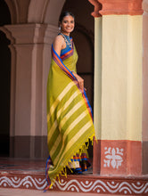 Load image into Gallery viewer, Deccan Elegance. Maharashtrian Ilkal Saree - Hirva T?r?