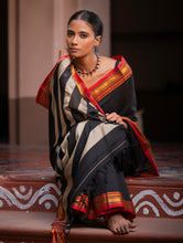 Load image into Gallery viewer, Deccan Elegance. Maharashtrian Ilkal Saree - Nishagati