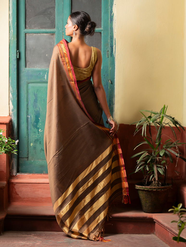 Deccan Elegance. Maharashtrian Ilkal Saree - Tenevali