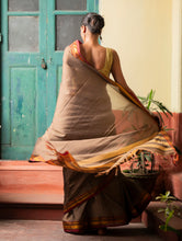 Load image into Gallery viewer, Deccan Elegance. Maharashtrian Ilkal Saree - Tenevali