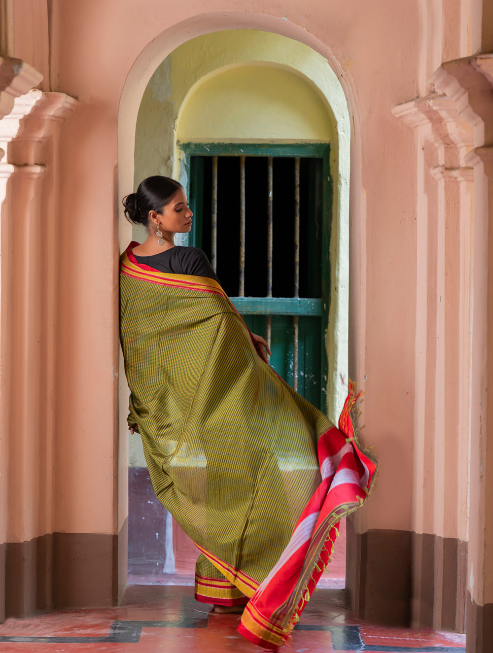 Load image into Gallery viewer, Deccan Elegance. Maharashtrian Small Checks Lugadi Saree - HaldiPatta