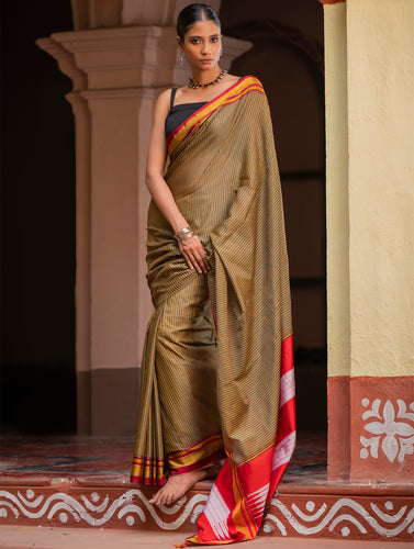 Deccan Elegance. Maharashtrian Small Checks Lugadi Saree - Kesar Katha