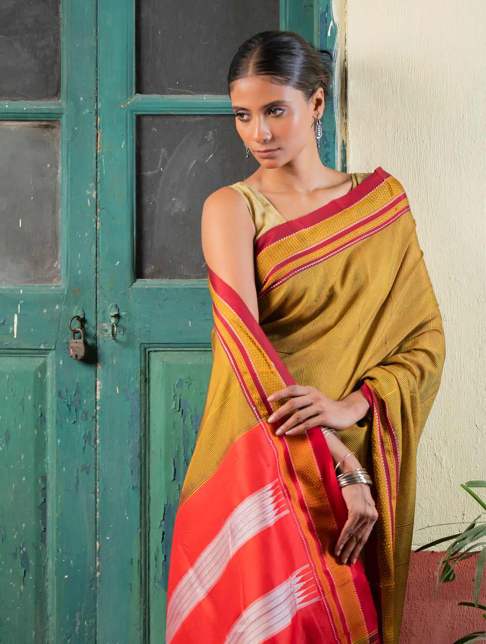 Load image into Gallery viewer, Deccan Elegance. Maharashtrian Small Checks Lugadi Saree - Suvarna