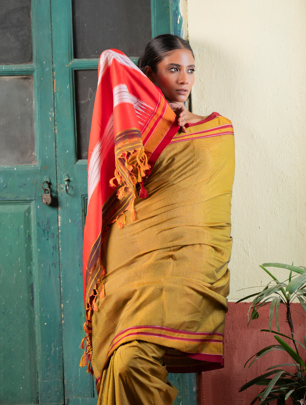 Load image into Gallery viewer, Deccan Elegance. Maharashtrian Small Checks Lugadi Saree - Suvarna