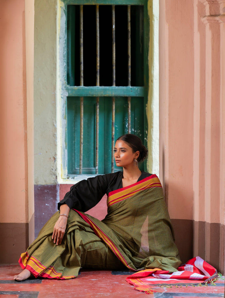 Deccan Elegance. Maharashtrian Small Checks Lugadi Saree - T?raChitra