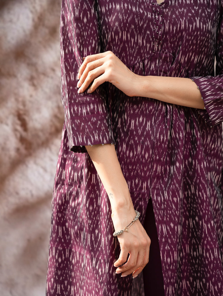 Elegant Classic. Light, Soft Ikat Handwoven Long Kurta Set - Purple Abstract (Set of Two)