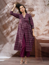 Load image into Gallery viewer, Elegant Classic. Light, Soft Ikat Handwoven Long Kurta Set - Purple Abstract (Set of Two)