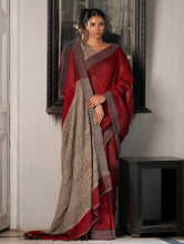 Load image into Gallery viewer, Elegant Kantha Embroidered Handwoven Bengal Linen Saree - Rosebay