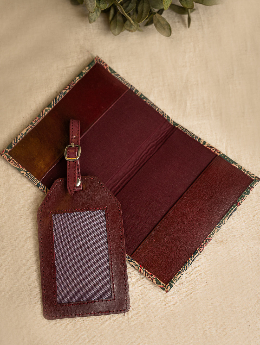 Load image into Gallery viewer, Embossed Leather Travel Set - Forest Flowers (Set of 2)