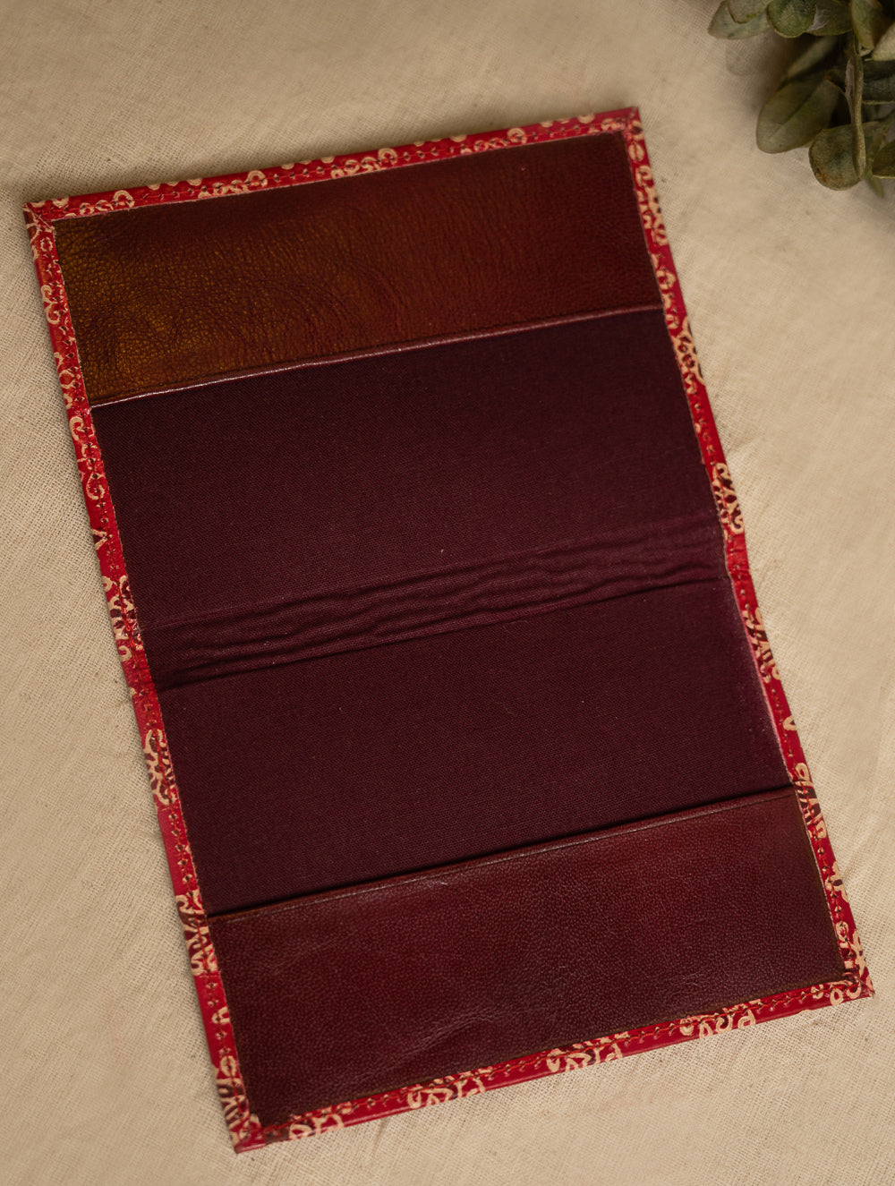 Load image into Gallery viewer, Embossed Leather Travel Set - Red Flora (Set of 2)