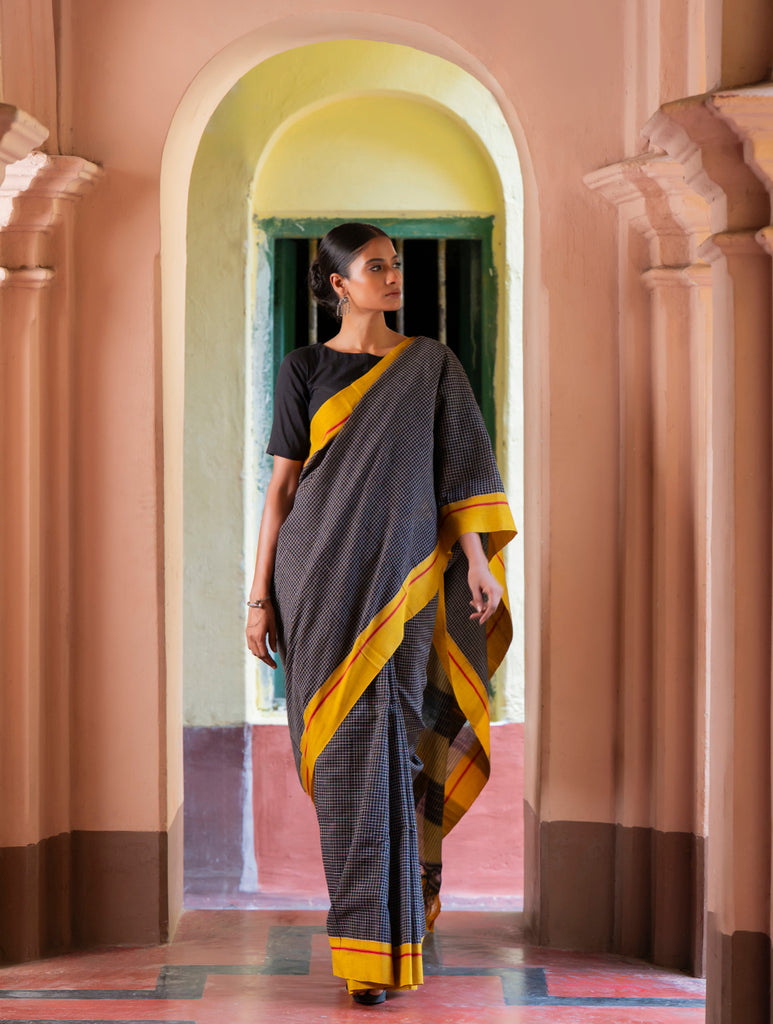 Ethnic Elegance. Handwoven Pateda Aanchu Saree - Aenugudi