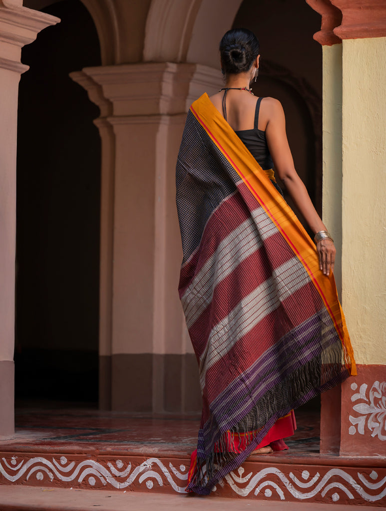 Ethnic Elegance. Handwoven Pateda Aanchu Saree - KaviRekha