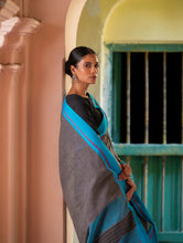 Load image into Gallery viewer, Ethnic Elegance. Handwoven Pateda Aanchu Saree - Kurunji