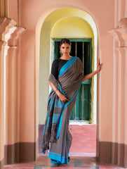 Ethnic Elegance. Handwoven Pateda Aanchu Saree - Kurunji