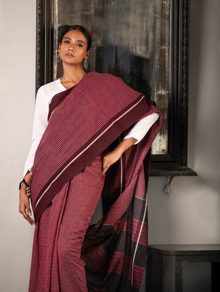 Ethnic Elegance. Handwoven Pateda Aanchu Saree - Semmani