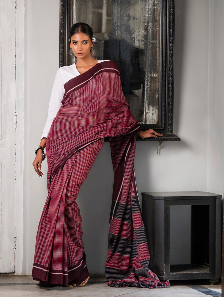 Ethnic Elegance. Handwoven Pateda Aanchu Saree - Semmani