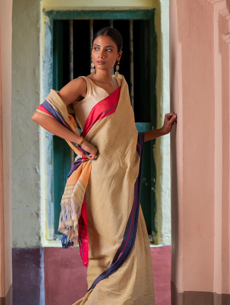 Ethnic Elegance. Handwoven Pateda Aanchu Saree - ThenMazhai