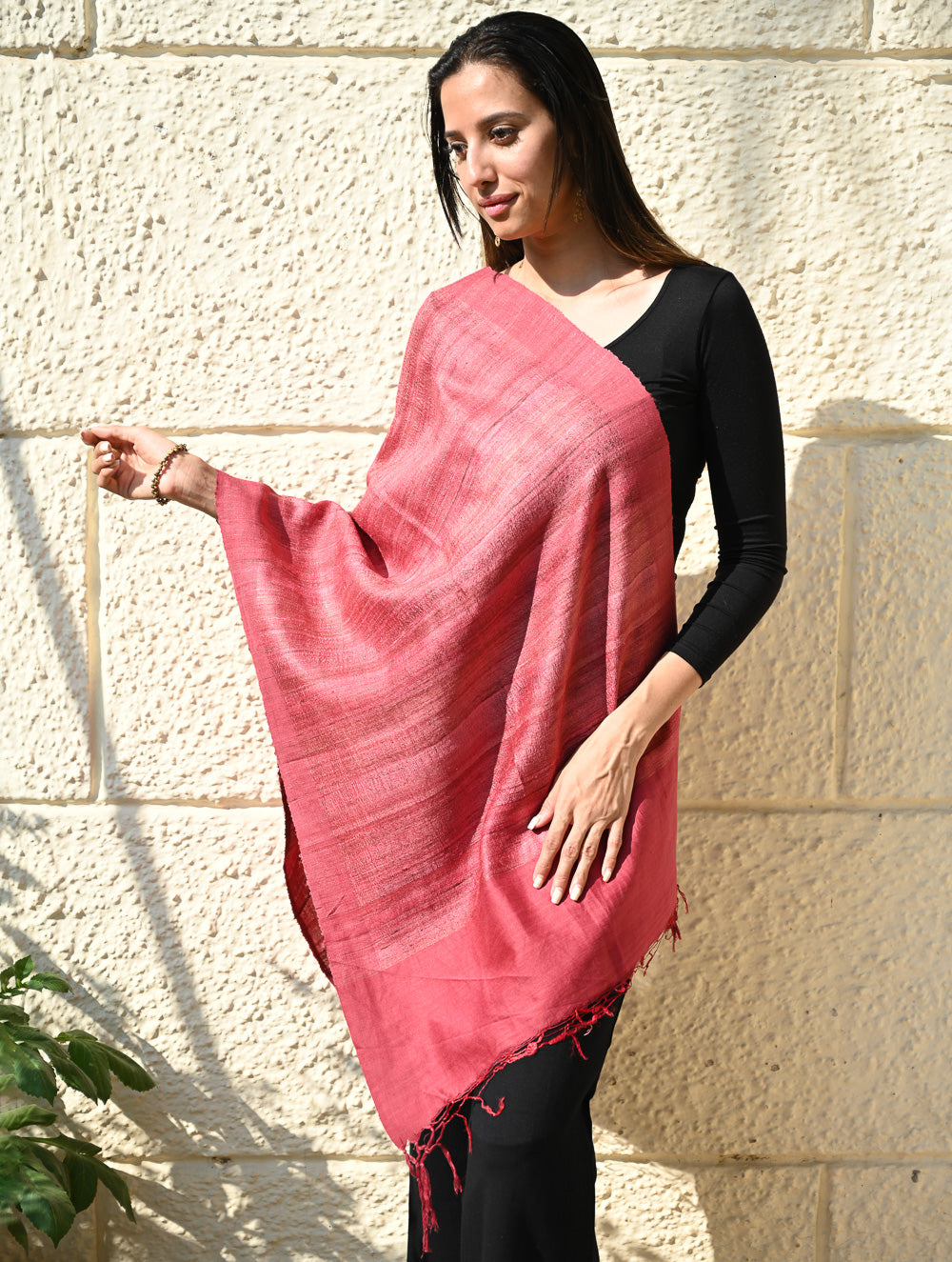 Load image into Gallery viewer, Exclusive Bhagalpur Tussar Silk Stole - Powdered Blush 