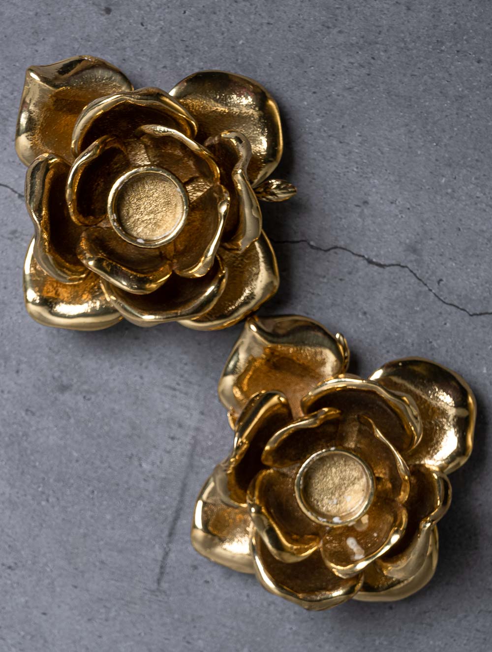Load image into Gallery viewer, Exclusive Brass Candle Holders (Set of 2) - Roses