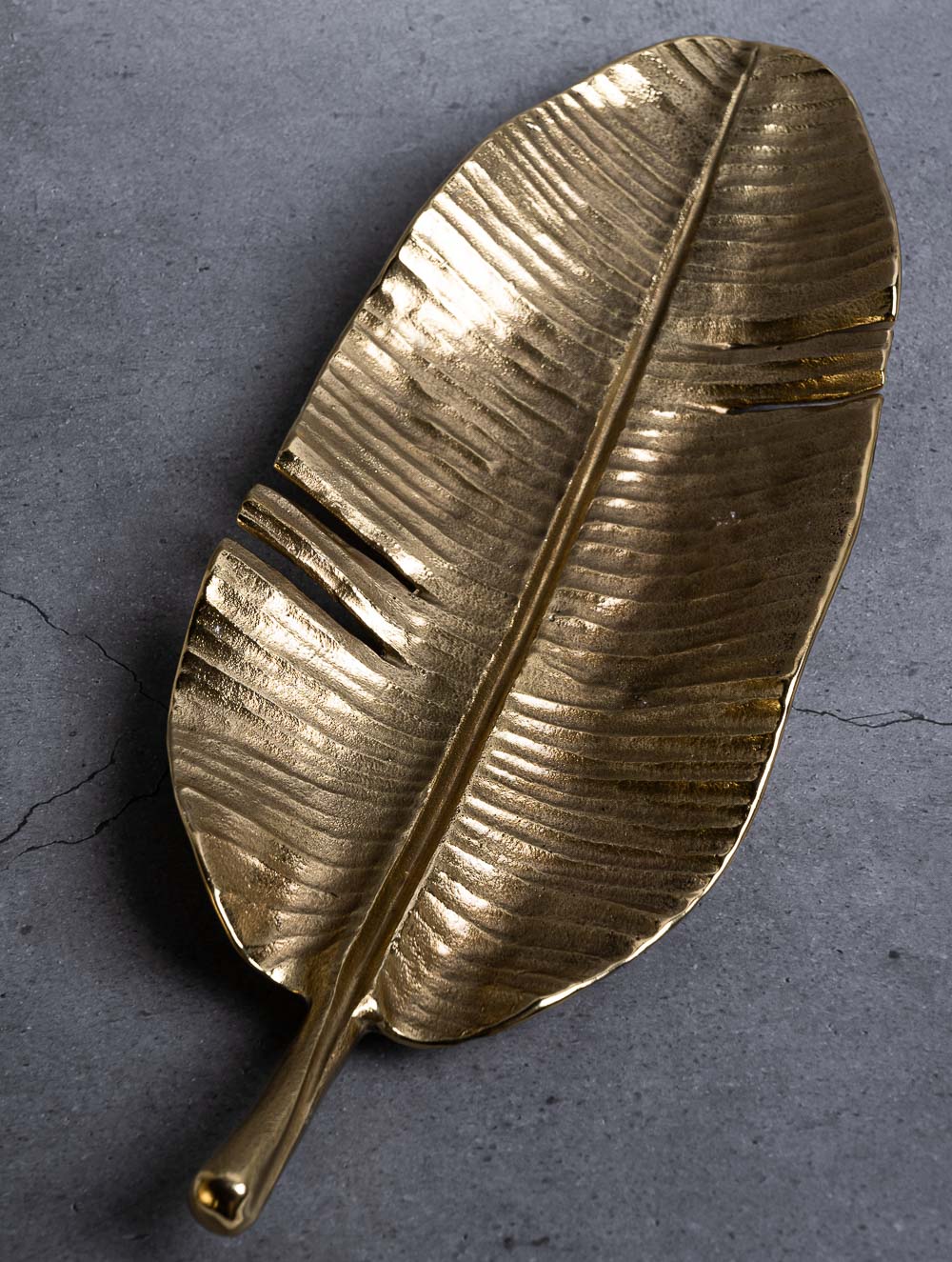 Exclusive Brass Curio / Plate - Banana Leaf (Small)