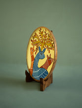 Load image into Gallery viewer, Exclusive Gond Art Wooden Wall Plate / Table Curio - Cream Deer 