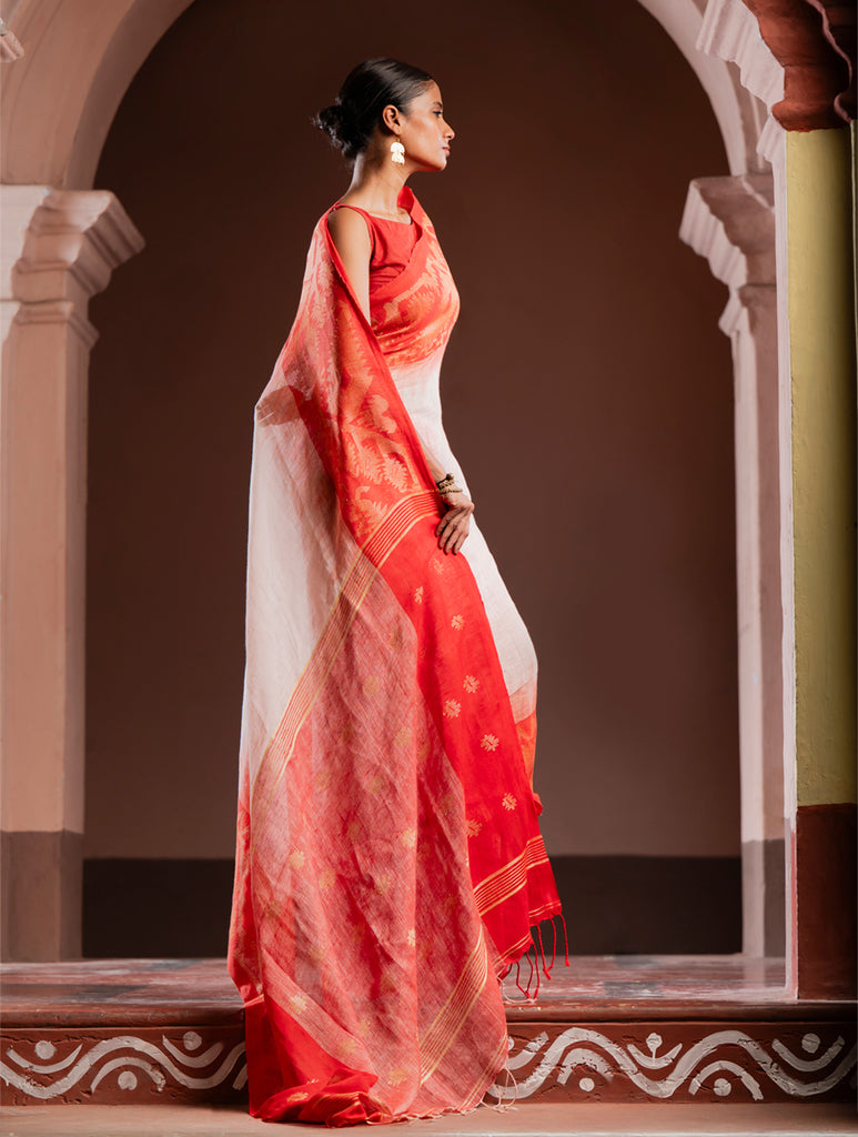 Exclusive Handwoven Bengal Linen Jamdani Saree - Vaarija