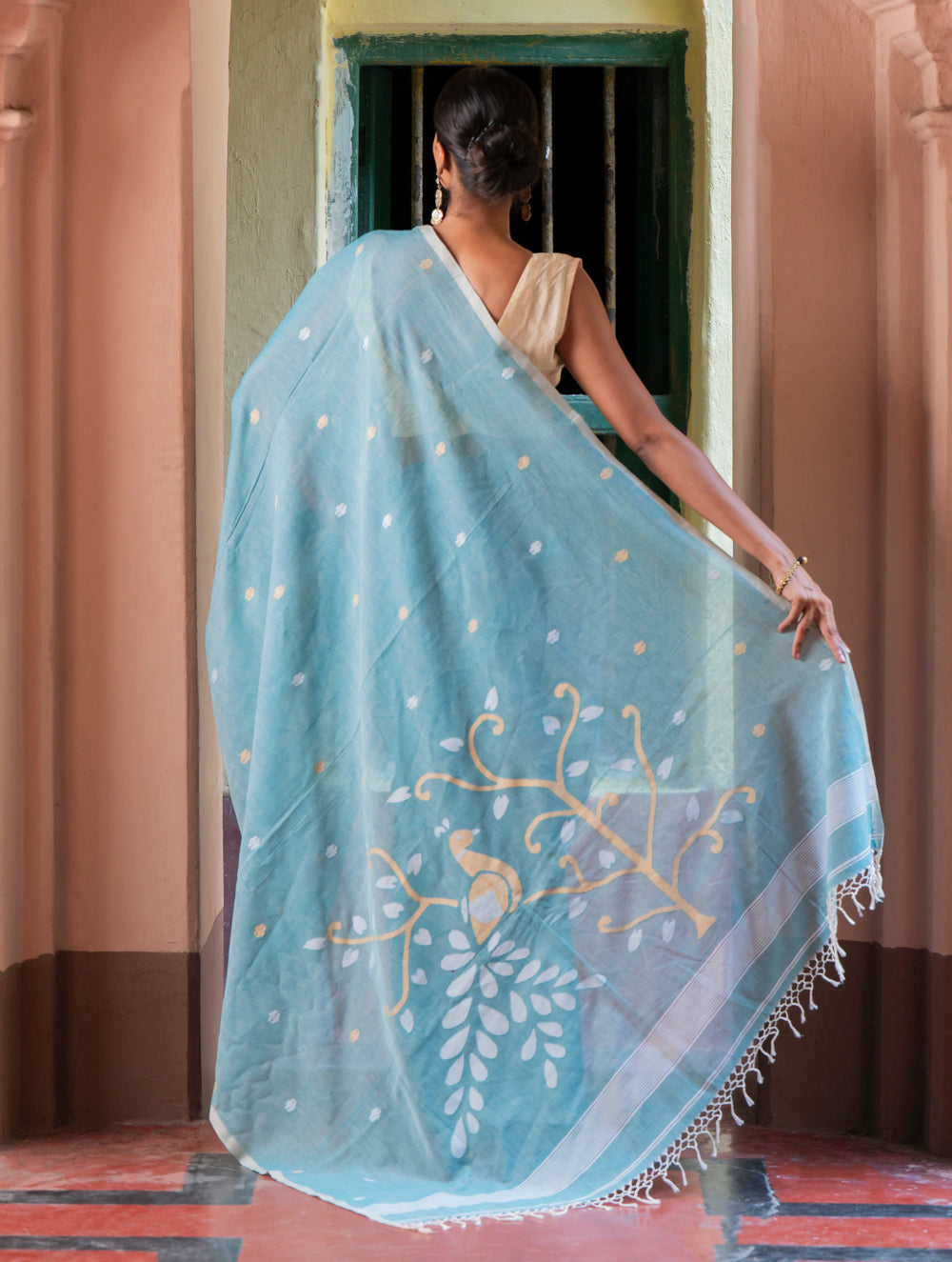 Load image into Gallery viewer, Exclusive Soft Handwoven Bengal Cotton Jamdani Saree - Blue Raga