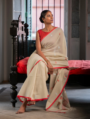 Exclusive Soft Handwoven Bengal Cotton Jamdani Saree - Charuneer