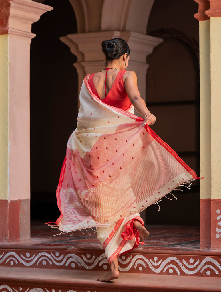 Exclusive Soft Handwoven Bengal Cotton Jamdani Saree - Classic Dots