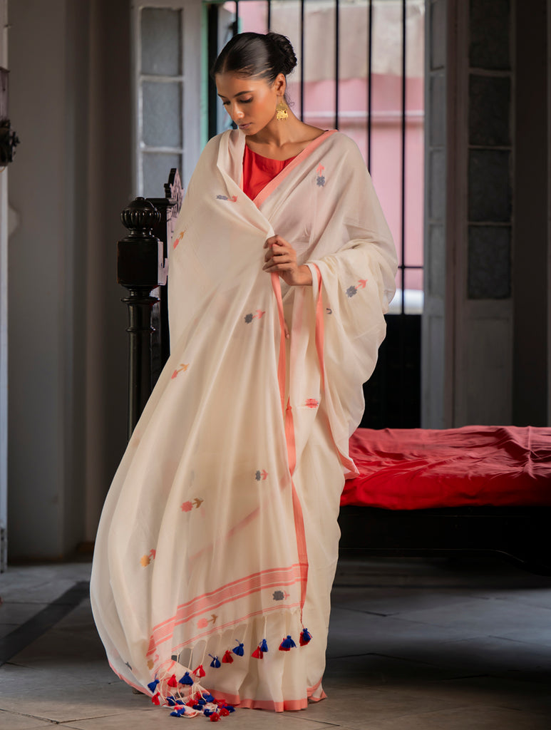 Exclusive Soft Handwoven Bengal Cotton Jamdani Saree - Cream Elegance 
