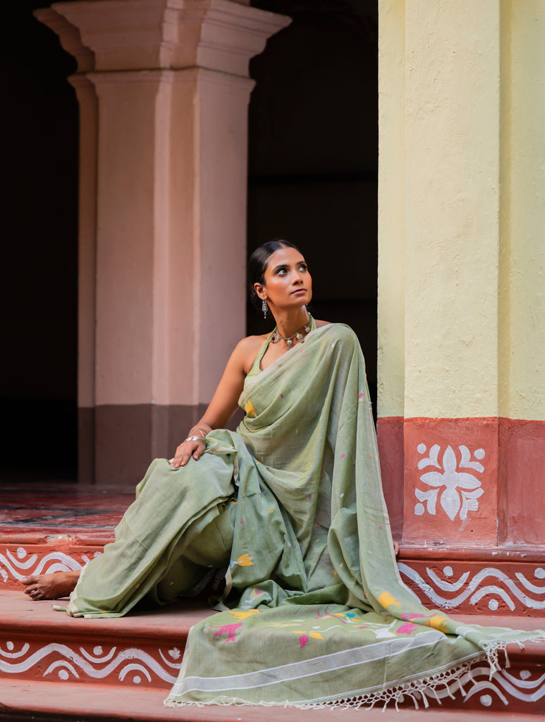 Exclusive Soft Handwoven Bengal Cotton Jamdani Saree - Pakher Bhor
