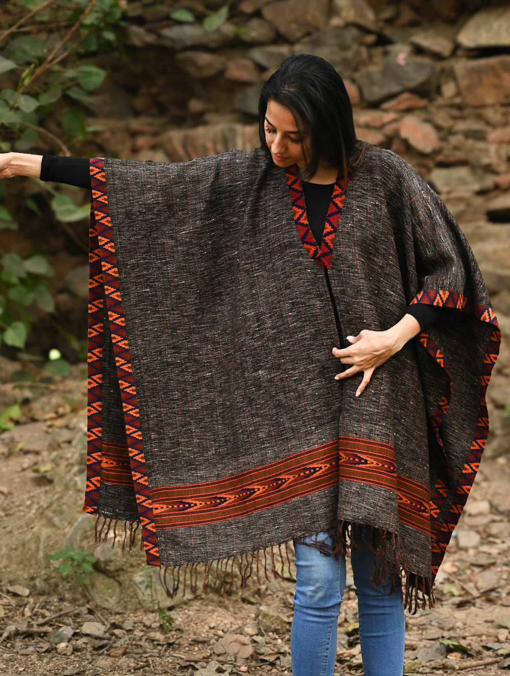 Load image into Gallery viewer, Exclusive Soft Himachal Wool Poncho with Woven Border - Charcoal Brown
