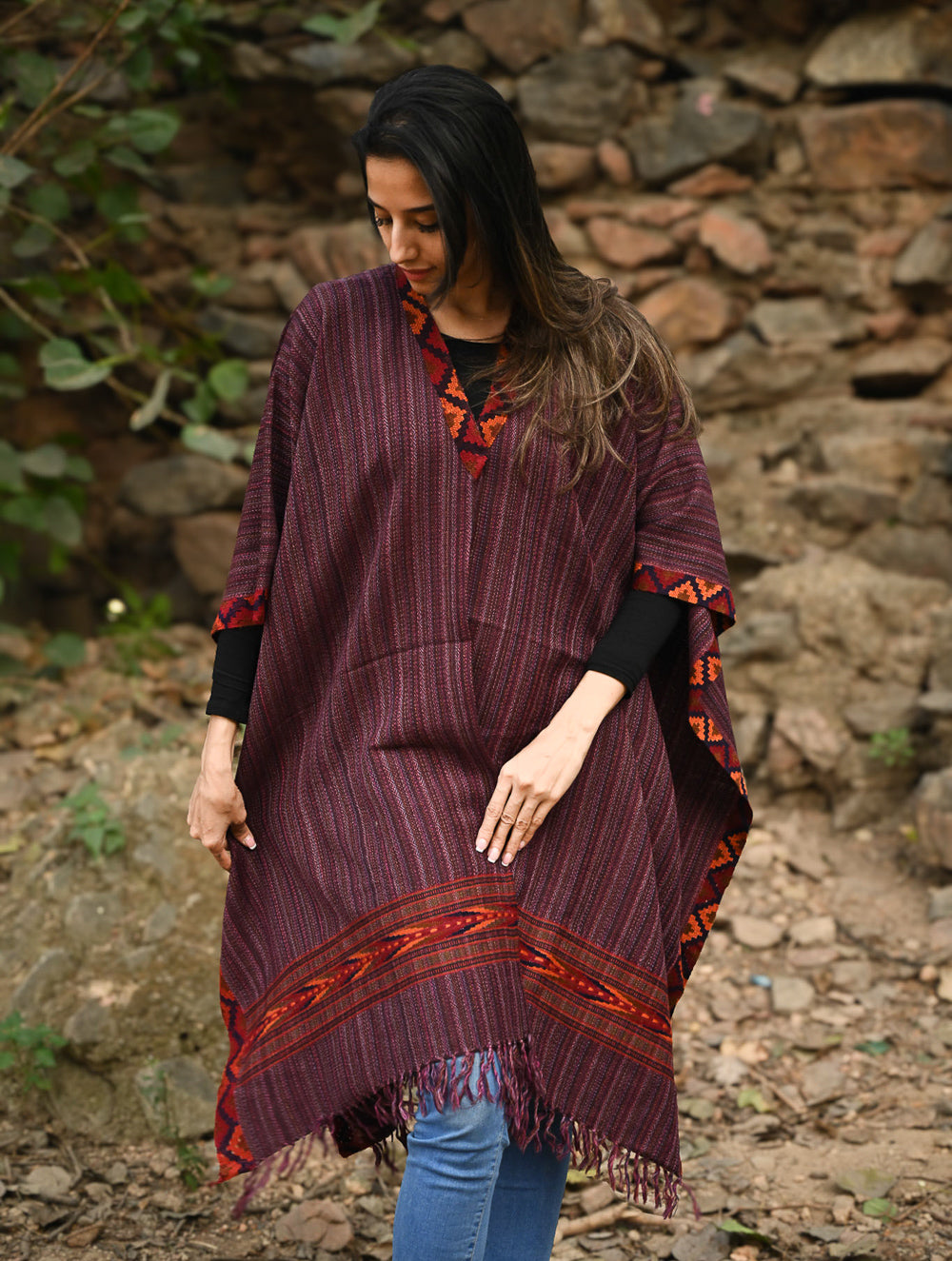 Load image into Gallery viewer, Exclusive Soft Himachal Wool Poncho with Woven Border - Plum Cake