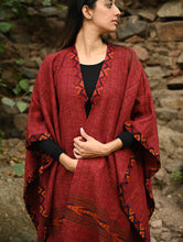 Load image into Gallery viewer, Exclusive Soft Himachal Wool Poncho with Woven Border - Rose Garden