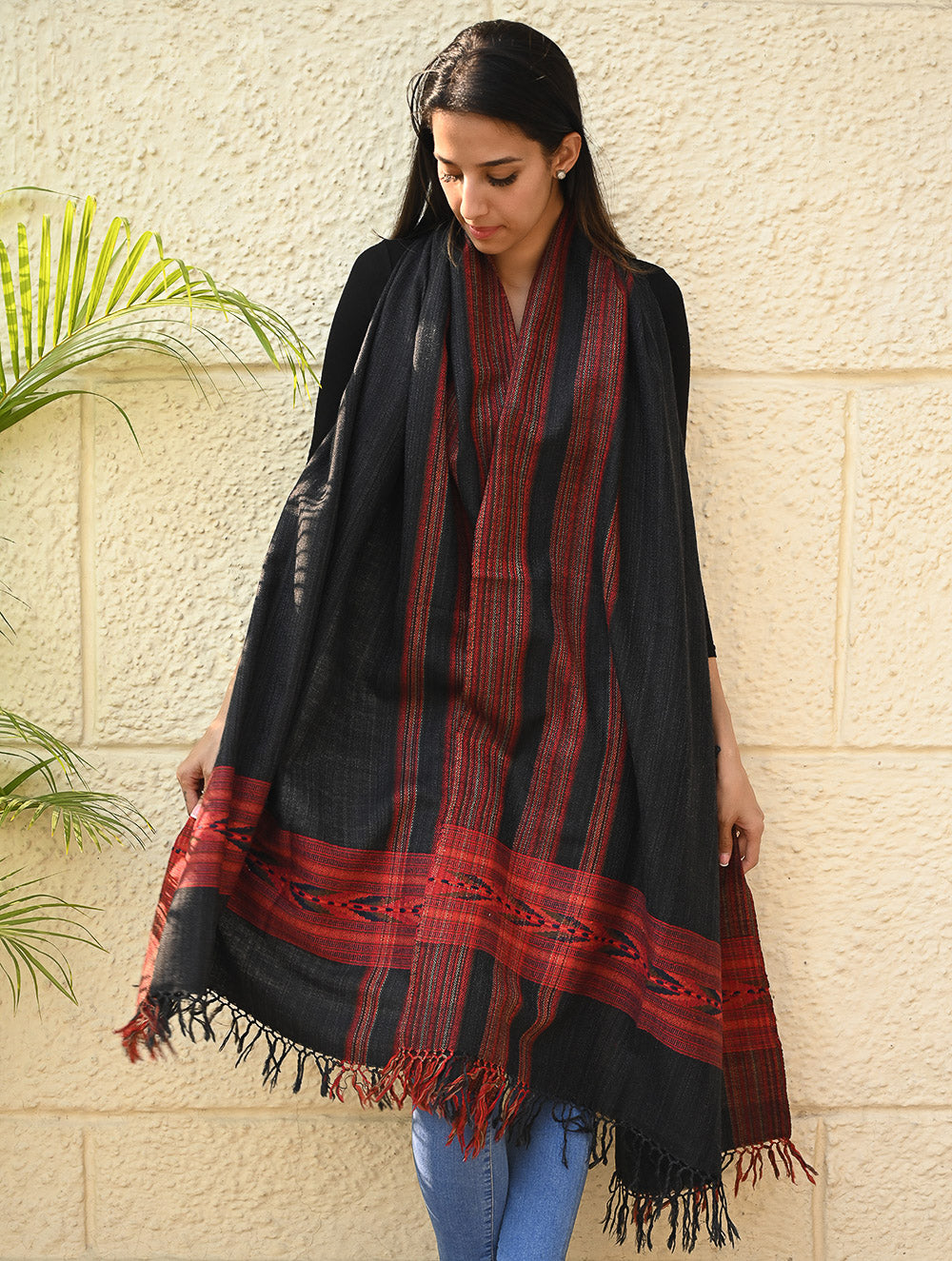 Load image into Gallery viewer, Exclusive Soft Himachal Wool Shawl with Woven Border - Graphite Glen