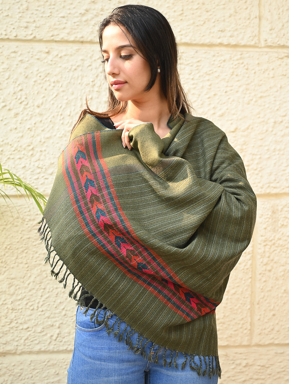 Load image into Gallery viewer, Exclusive Soft Himachal Wool Shawl with Woven Border - Henna Trail