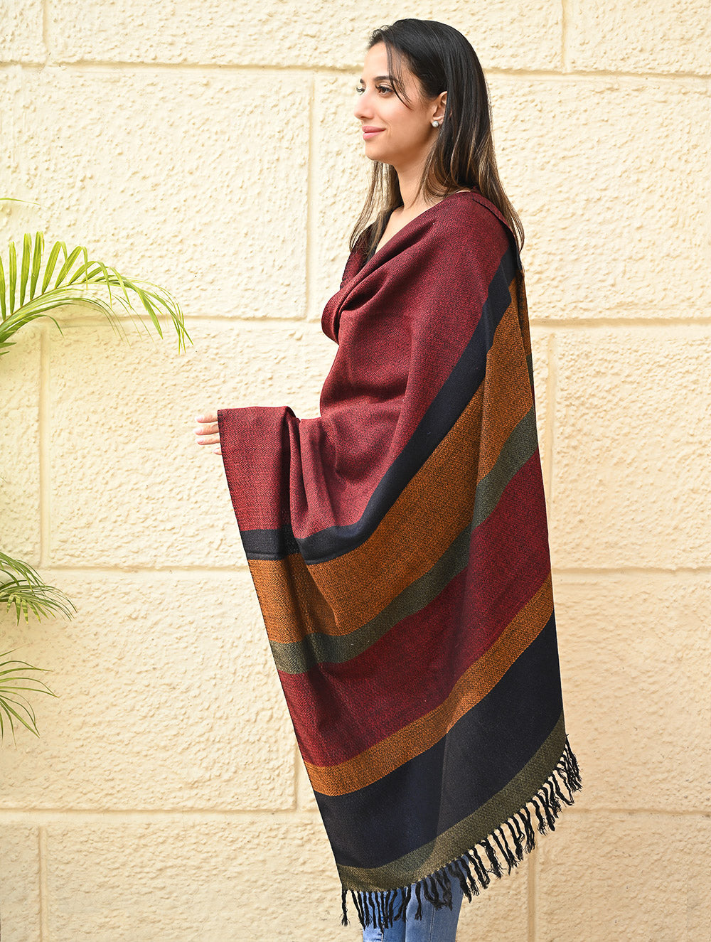 Load image into Gallery viewer, Exclusive Soft Himachal Wool Shawl with Woven Border - Oak-Red Cascade
