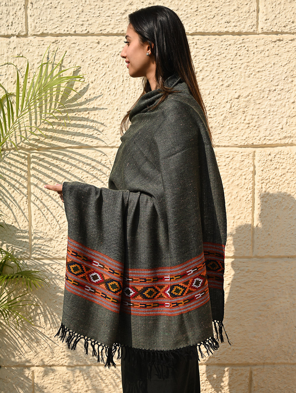 Load image into Gallery viewer, Exclusive Soft Himachal Wool Shawl with Woven Border - Slate Gray