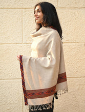 Load image into Gallery viewer, Exclusive Soft Himachal Wool Stole with Woven Border - Desert Trail