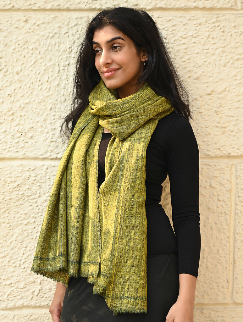 Fine, Soft Himachal Wool Self Striped Plain Stole - Henna Garden