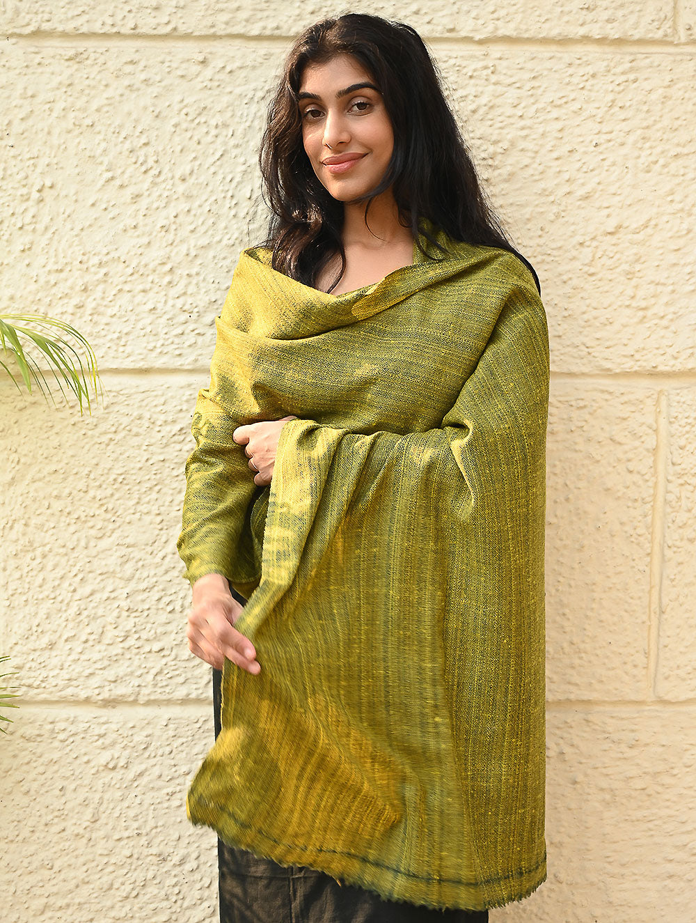 Fine, Soft Himachal Wool Self Striped Plain Stole - Henna Garden