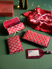 The India Craft House Heritage Gift Hamper - Bengal Leather Travel Classics