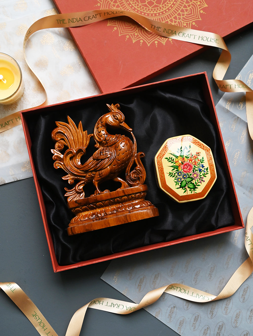 The India Craft House Heritage Gift Hamper - Hansa & Kashmir