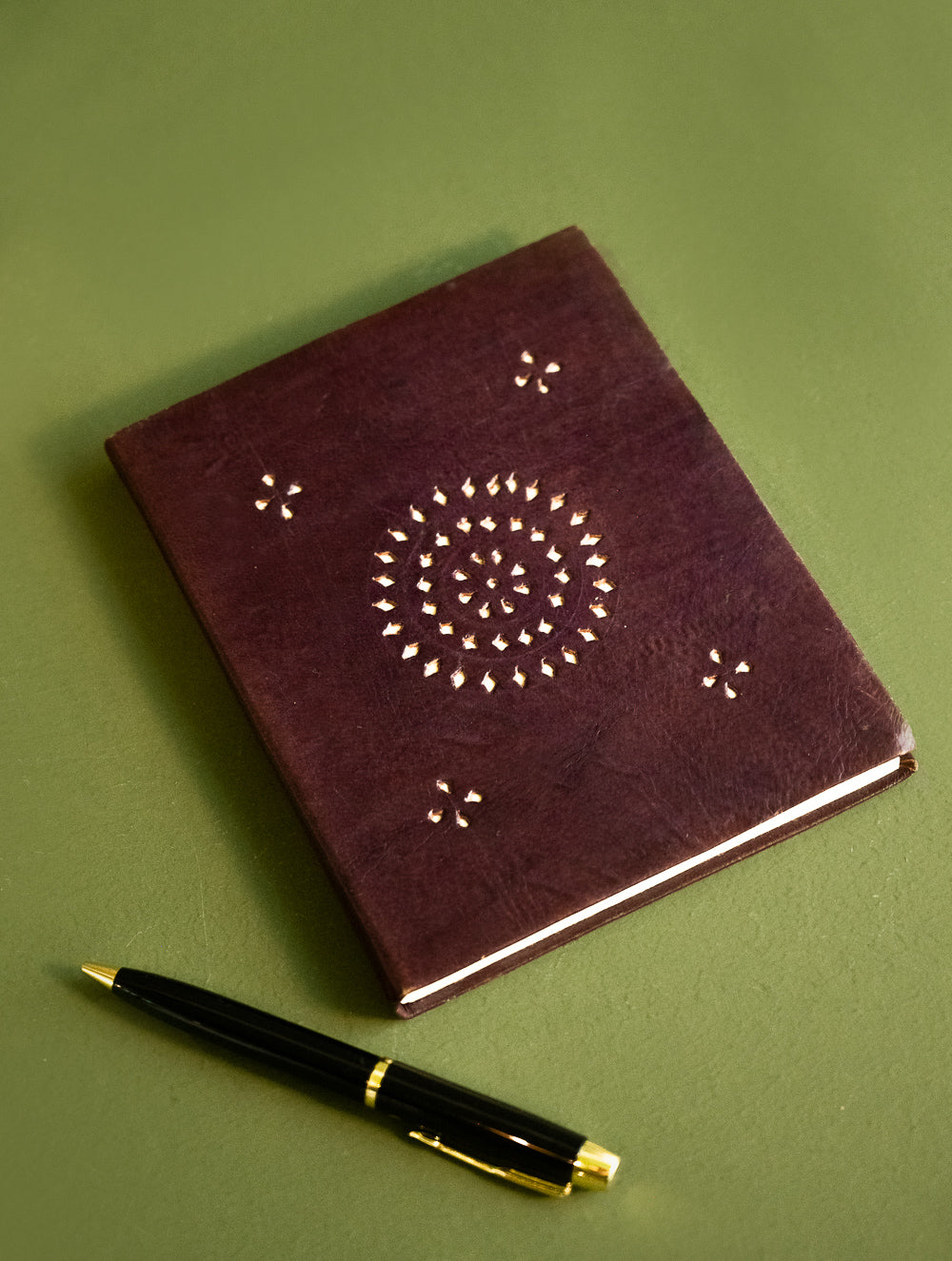 Load image into Gallery viewer, Hand Embossed Leather Diary with Handmade Paper - Brown Filigree