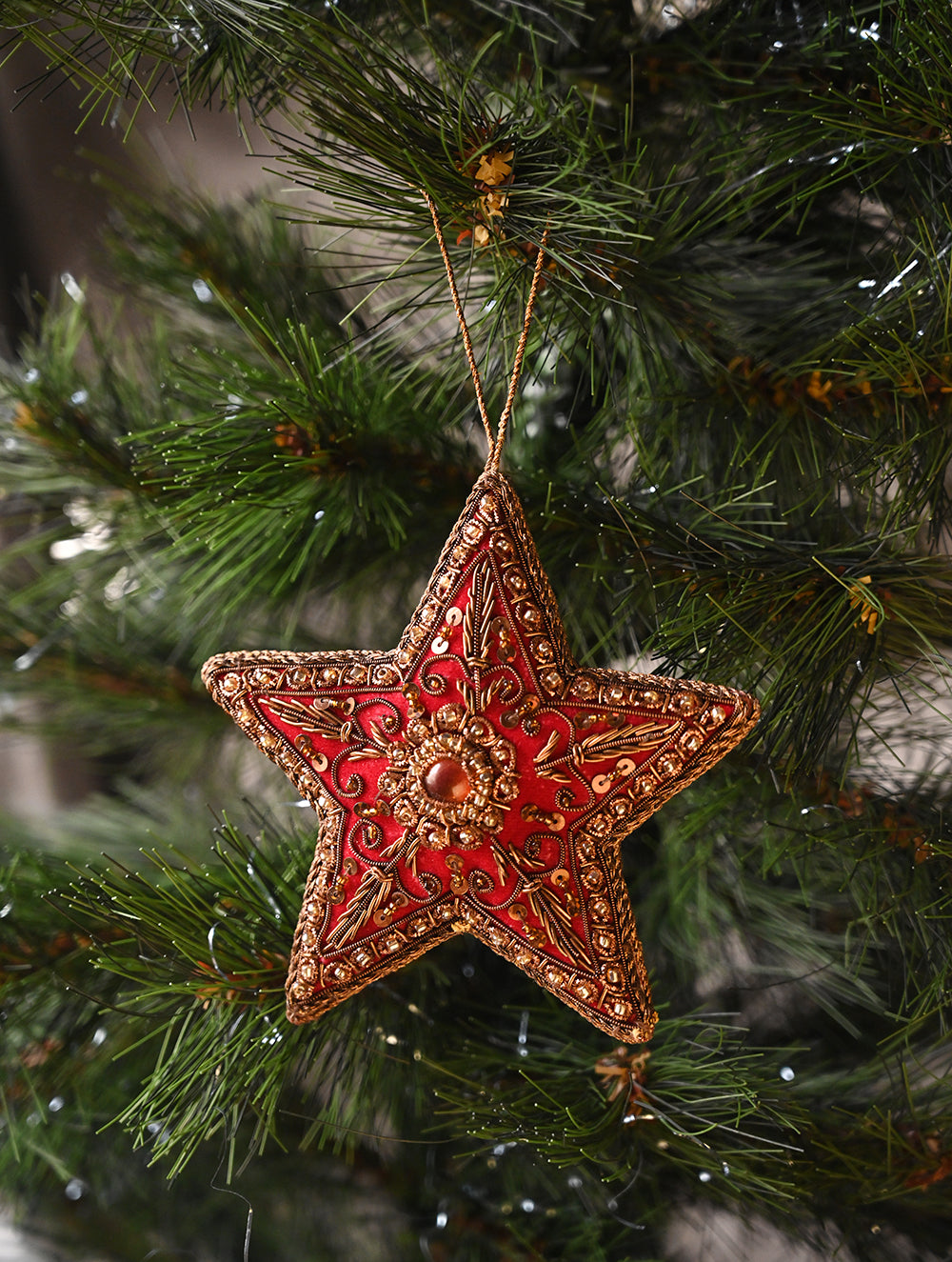 Load image into Gallery viewer, Hand Embroidered Zardozi Xmas Decorations - Red Antique Stars (Set of 2)