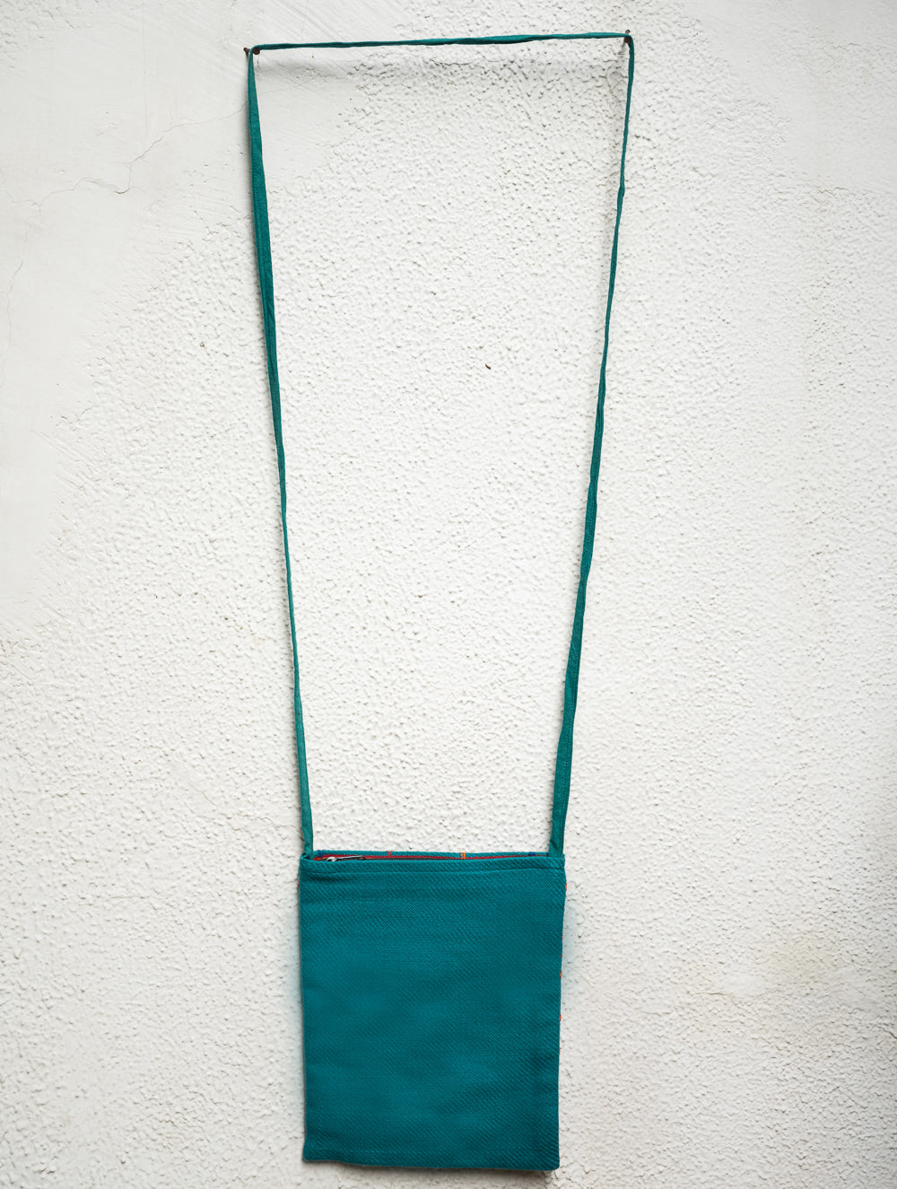 Load image into Gallery viewer, Hand Woven Kashida Pattu Small Sling Bag - Green