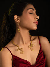 Load image into Gallery viewer, Handcrafted Brass Jewelry Set - TriVritta (Set of Two)