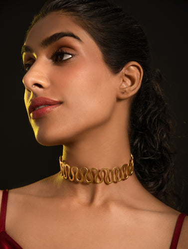 Handcrafted Brass Neckpiece - Flow
