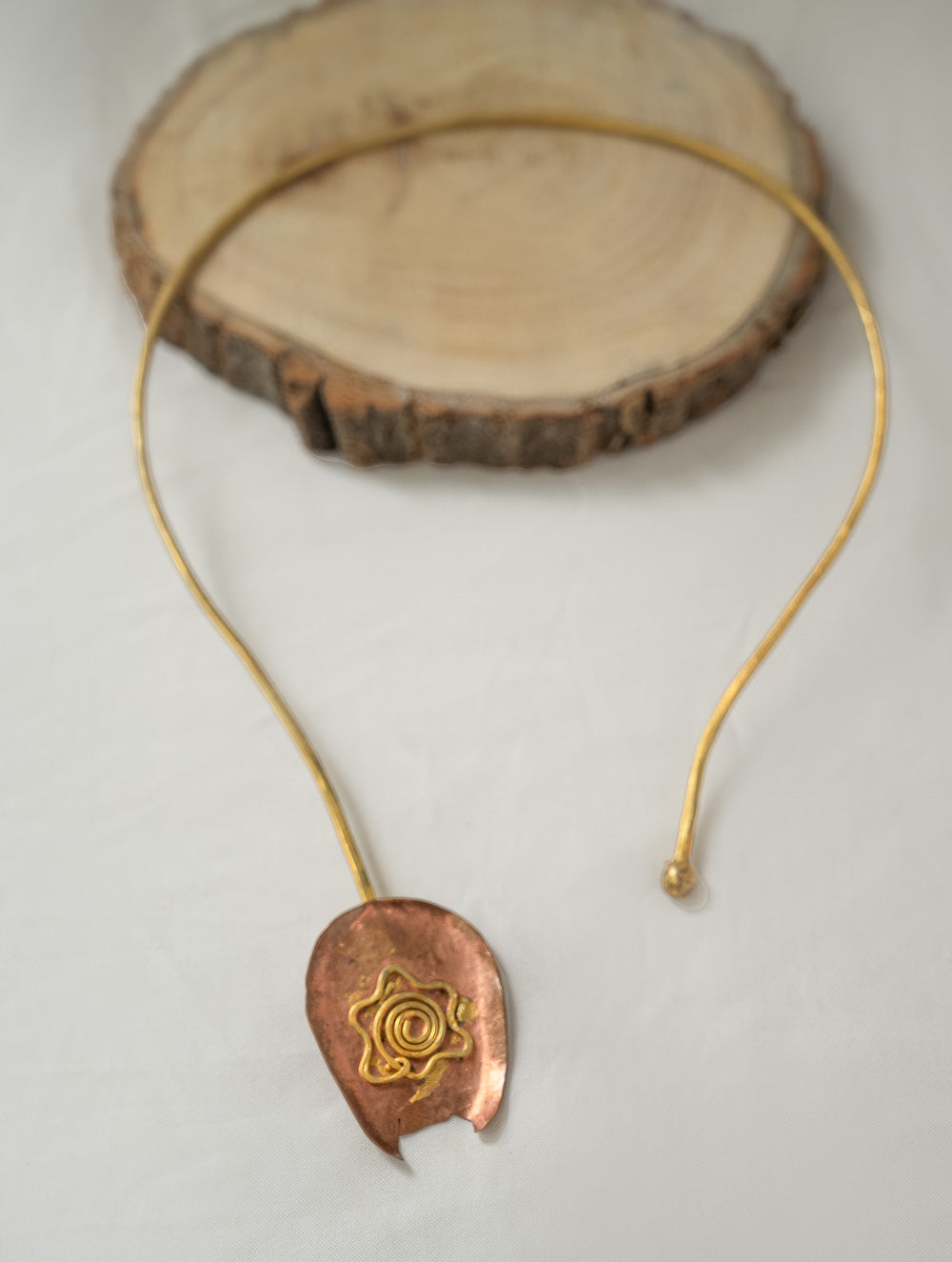 Load image into Gallery viewer, Handcrafted Brass &amp; Copper Jewelry Set - Tamaliya (Set of Two)